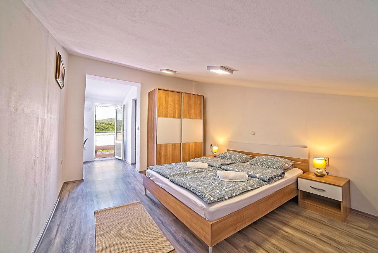 Holiday House Rab Kampor 外观 照片